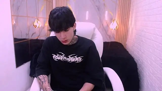 Iantwink18 online show from 03.09.26