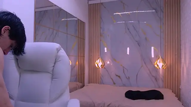 Iantwink18 online show from 03.20.26