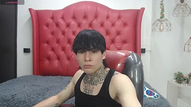 Iantwink18 online show from 03.25.26