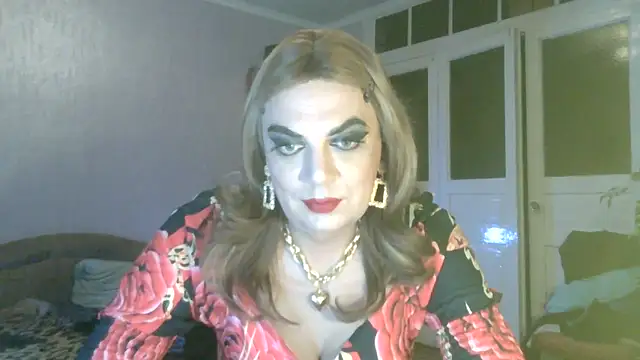 Snapshot of NiraFrost chatting on 11.06.25 NiraFrost online show from 11.06.25