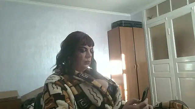 Snapshot of NiraFrost chatting on 01.18.26 NiraFrost online show from 01.18.26