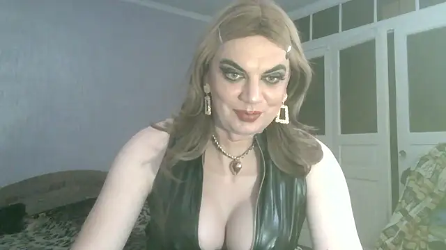 Snapshot of NiraFrost chatting on 01.18.26 NiraFrost online show from 01.18.26