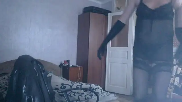 Snapshot of NiraFrost chatting on 02.26.26 NiraFrost online show from 02.26.26