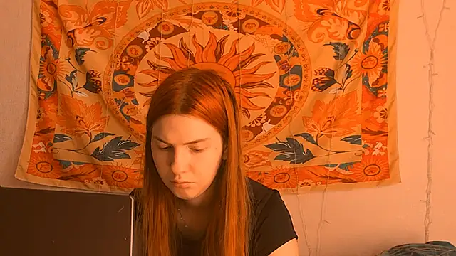 Snapshot of AliceCUNTach chatting on 06.18.26 AliceCUNTach online show from 06.18.26