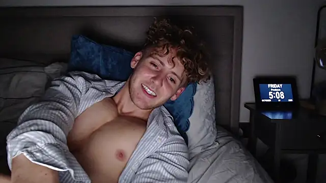 DominantAlex18 online show from 10.24.25