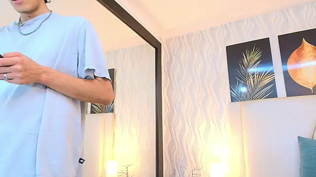 Lean Portman online show from 04.24.26