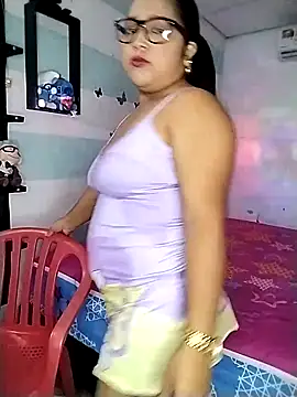 Snapshot of Angelly_ricura chatting on 10.27.25 Angelly ricura online show from 10.27.25