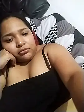 Snapshot of Angelly_ricura chatting on 11.23.25 Angelly ricura online show from 11.23.25