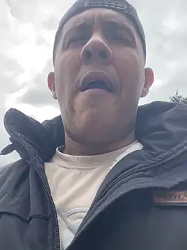 Misterjhons2 online show from 09.20.25