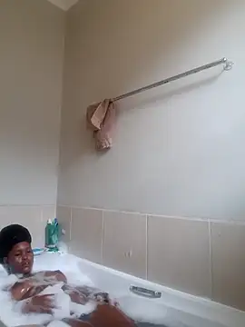 Snapshot of NaughtyHornyBitch_ chatting on 09.24.25 NaughtyHornyBitch  online show from 09.24.25