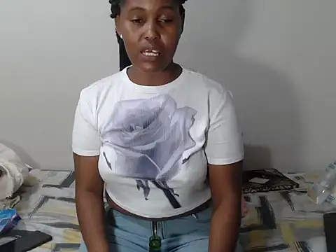 Snapshot of NaughtyHornyBitch_ chatting on 09.25.25 NaughtyHornyBitch  online show from 09.25.25