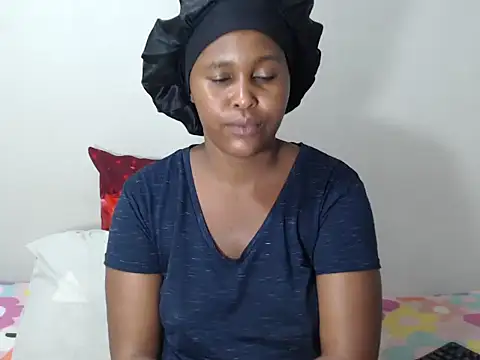 Snapshot of NaughtyHornyBitch_ chatting on 10.29.25 NaughtyHornyBitch  online show from 10.29.25