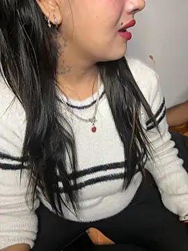 Snapshot of nishababybaby chatting on 11.21.25 nishababybaby online show from 11.21.25