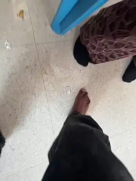 Snapshot of nishababybaby chatting on 12.21.25 nishababybaby online show from 12.21.25