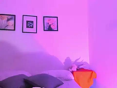 MerryyMendez online show from 11.08.25