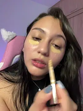 Snapshot of Angeldusttt chatting on 02.05.26 Angeldusttt online show from 02.05.26