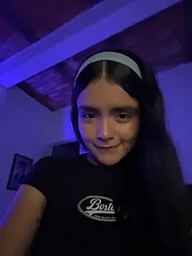 Ashley and Zoe online show from 11.26.25