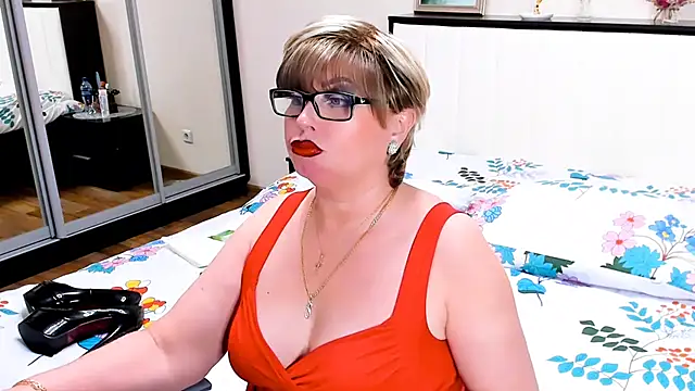 HappyWoman online show from 10.25.25