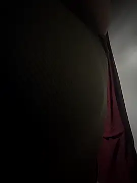 Ifyouknoyoukno90 online show from 10.19.25