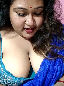 Snapshot of hotbhabhi011 chatting on 07.18.26 hotbhabhi011 online show from 07.18.26