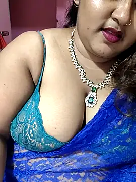 Snapshot of hotbhabhi011 chatting on 07.27.26 hotbhabhi011 online show from 07.27.26