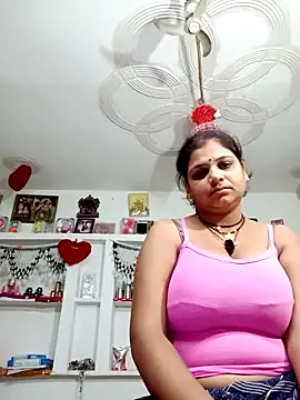 Snapshot of Rani_sahiba chatting on 09.24.25 Rani sahiba online show from 09.24.25