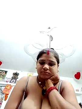 Snapshot of Rani_sahiba chatting on 10.12.25 Rani sahiba online show from 10.12.25