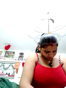 Snapshot of Rani_sahiba chatting on 10.16.25 Rani sahiba online show from 10.16.25