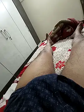 Snapshot of mommylover5 chatting on 02.07.26 mommylover5 online show from 02.07.26