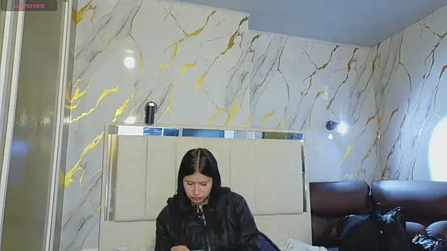 Snapshot of Olivia11_ chatting on 05.22.26 Olivia11 online show from 05.22.26