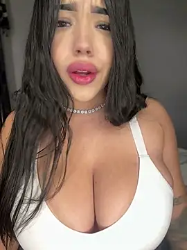SofiaWildee online show from 04.16.26
