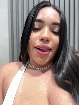 SofiaWildee online show from 06.11.26
