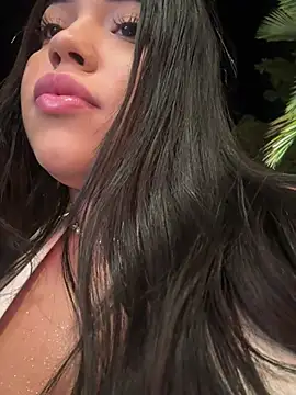 SofiaWildee online show from 06.13.26