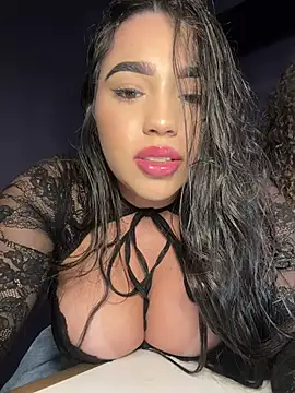 SofiaWildee online show from 06.18.26