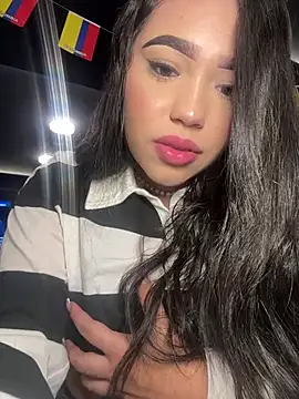 SofiaWildee online show from 07.05.26