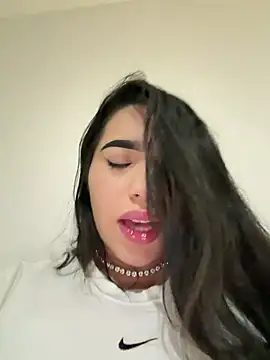 SofiaWildee online show from 07.21.26