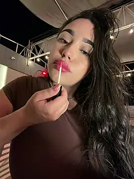 SofiaWildee online show from 08.02.26