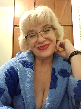 52MiaLove02 online show from 10.20.25