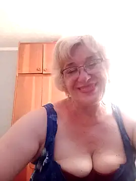 Snapshot of 52MiaLove02 chatting on 06.30.26 52MiaLove02 online show from 06.30.26