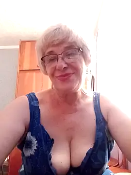 Snapshot of 52MiaLove02 chatting on 07.15.26 52MiaLove02 online show from 07.15.26