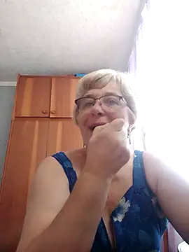 Snapshot of 52MiaLove02 chatting on 07.18.26 52MiaLove02 online show from 07.18.26