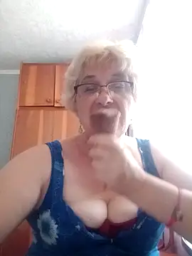 Snapshot of 52MiaLove02 chatting on 07.20.26 52MiaLove02 online show from 07.20.26