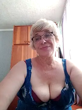 Snapshot of 52MiaLove02 chatting on 07.22.26 52MiaLove02 online show from 07.22.26