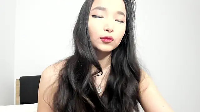 Soyun Mia online show from 05.04.26