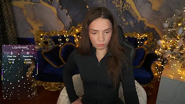 Snapshot of MirielleNymph chatting on 02.02.26 MirielleNymph online show from 02.02.26