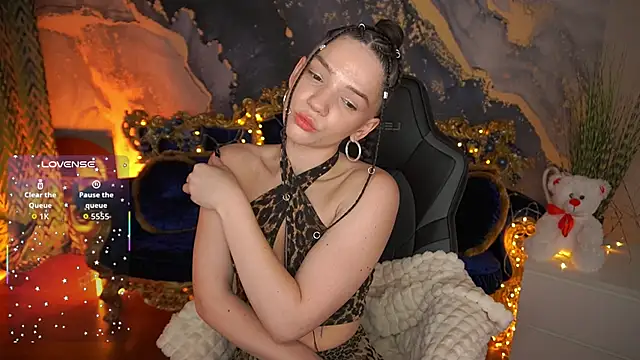 Snapshot of MirielleNymph chatting on 03.08.26 MirielleNymph online show from 03.08.26