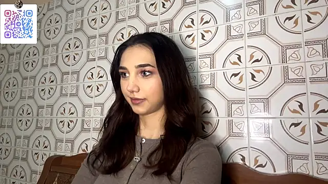 LinaMour online show from 12.13.25