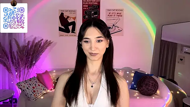 LinaMour online show from 07.20.26