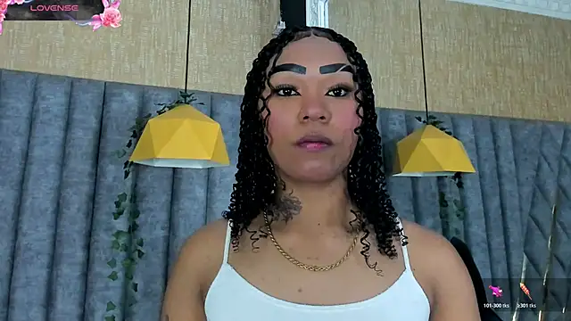 SkylerBloomm online show from 05.19.26