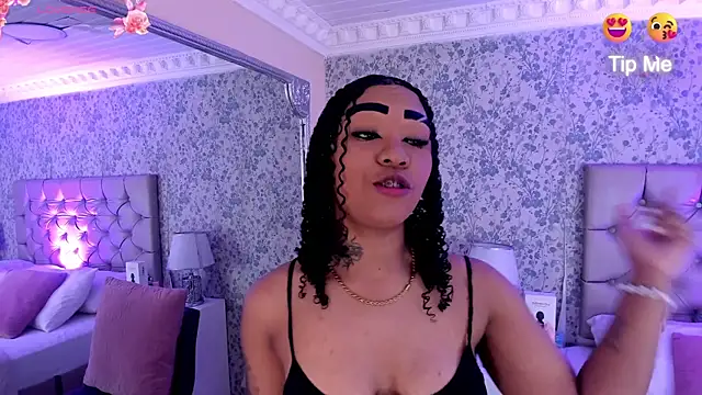 SkylerBloomm online show from 08.03.26